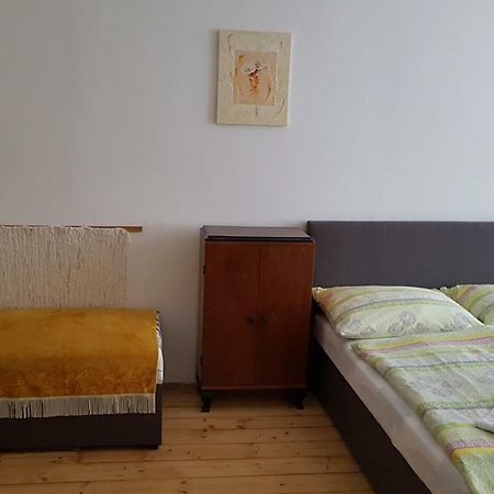 Apartmany Racianska Bratislava Exteriör bild