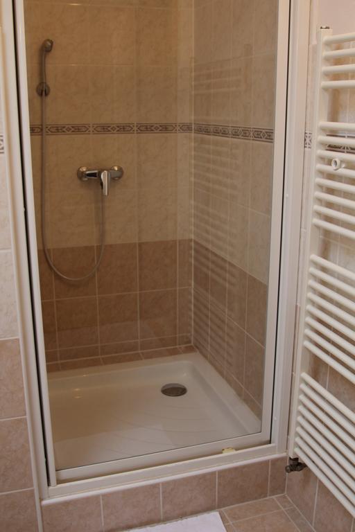 Apartmany Racianska Bratislava Rum bild