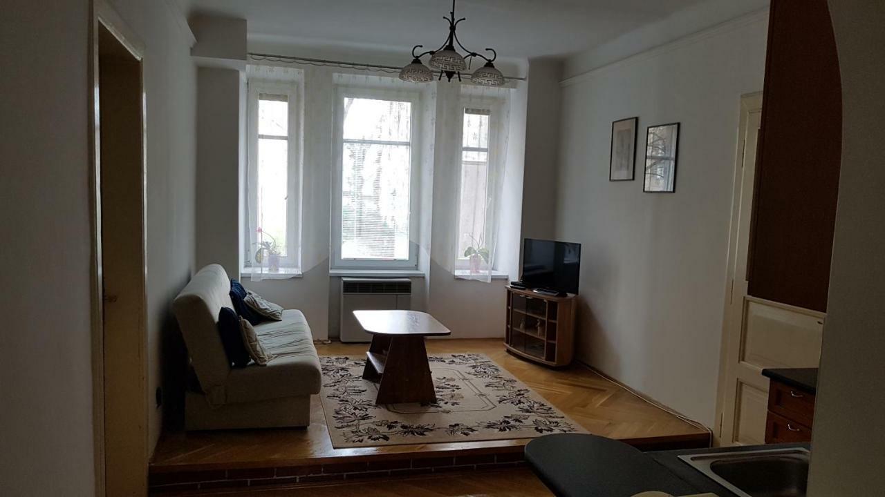 Apartmany Racianska Bratislava Exteriör bild