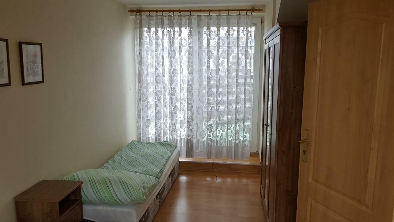 Apartmany Racianska Bratislava Exteriör bild