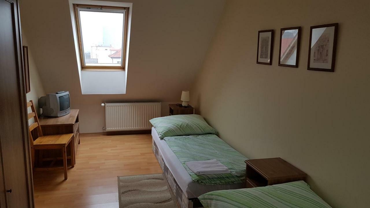 Apartmany Racianska Bratislava Exteriör bild